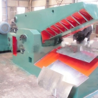 Q43-3150型废铁剪切机